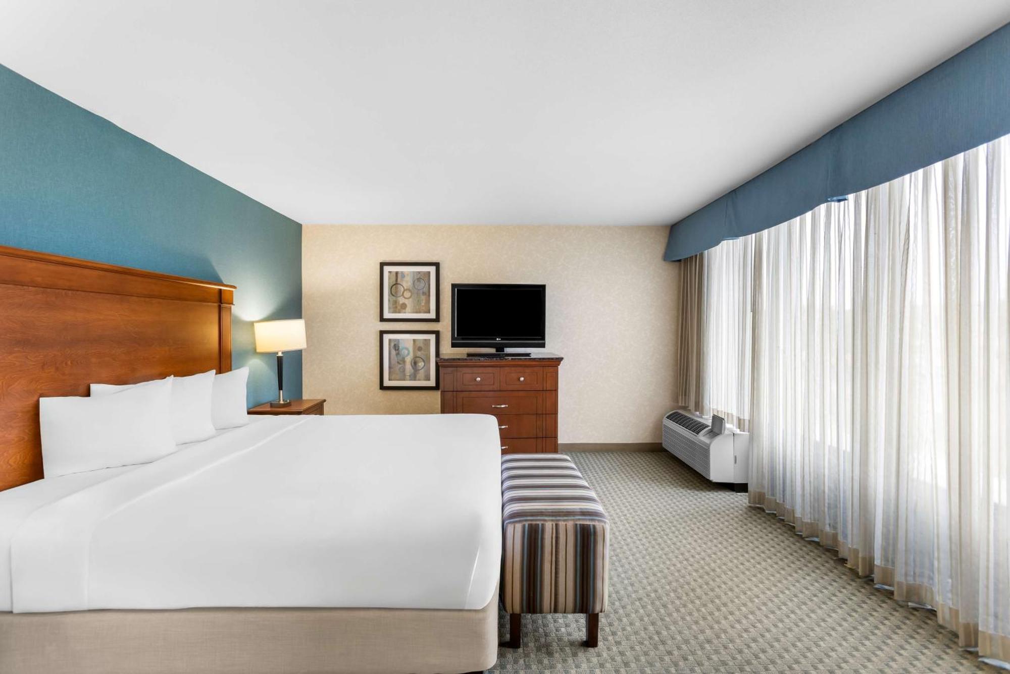 Отель Sonesta Essential Houston Hobby Airport Экстерьер фото